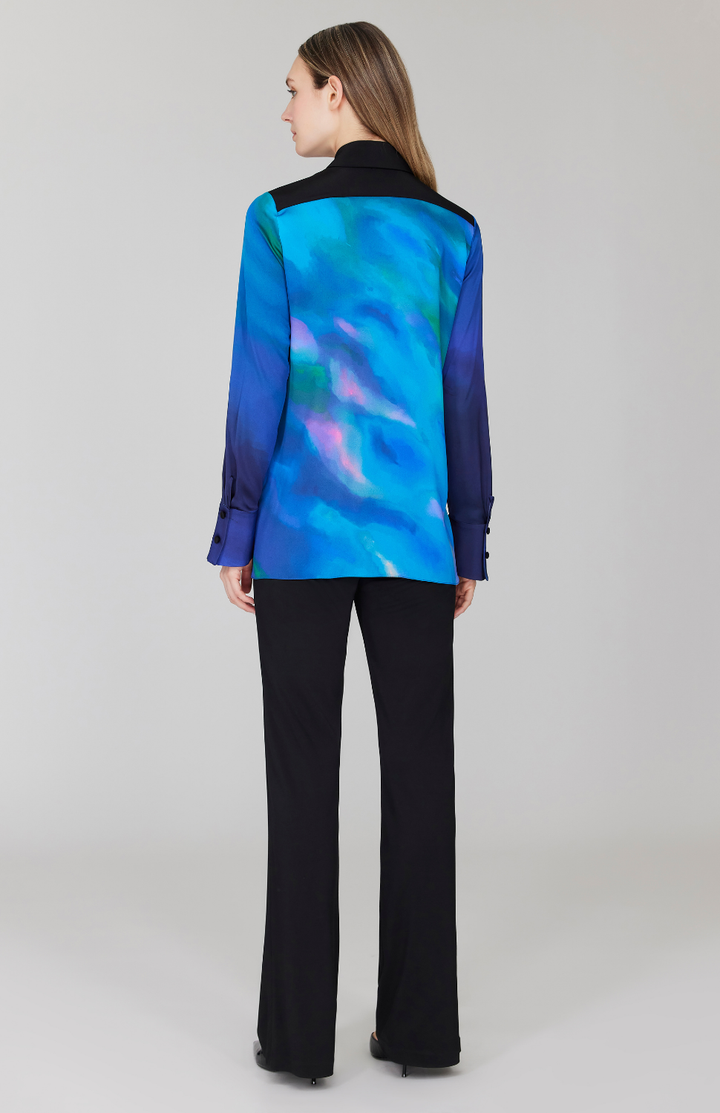 Mountainscape Collared Blouse w/ Relaxed Sleeve