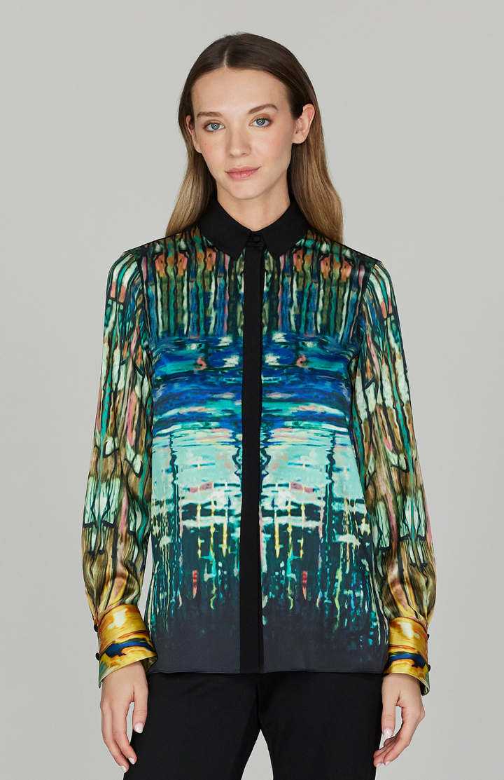 Water Reflection Collared Blouse w/ 
Relaxed Sleeve