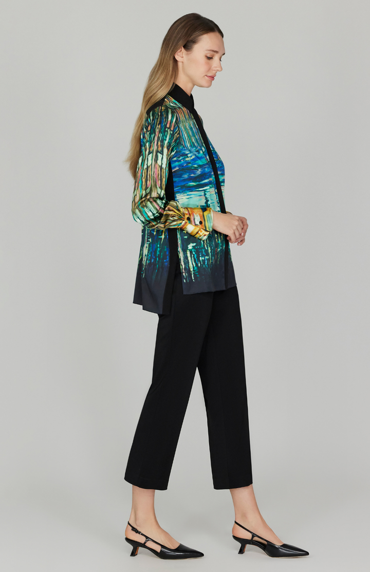 Water Reflection Collared Blouse w/ 
Relaxed Sleeve