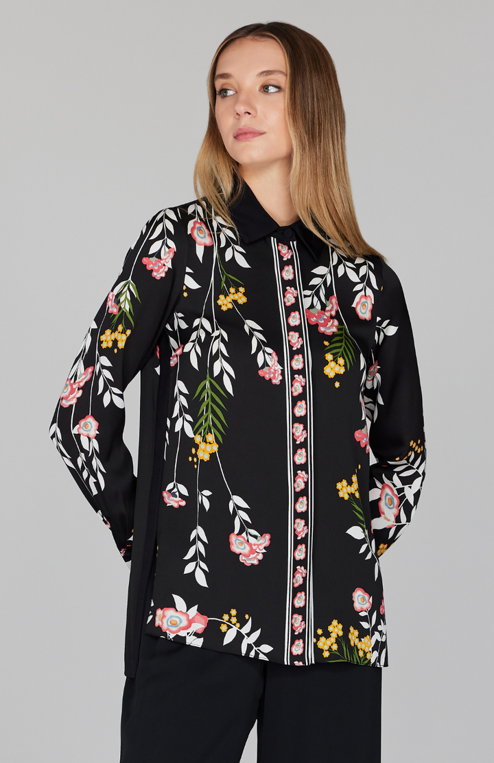 Bramble Collared Blouse w/ Relaxed Sleeve