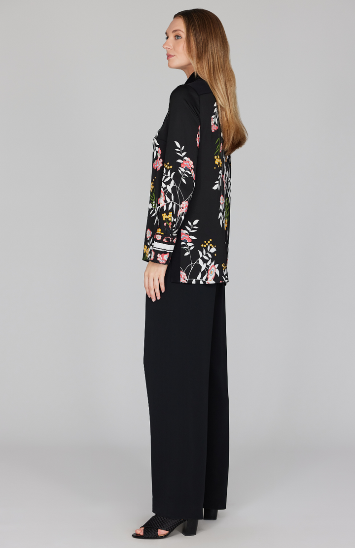 Bramble Collared Blouse w/ Relaxed Sleeve