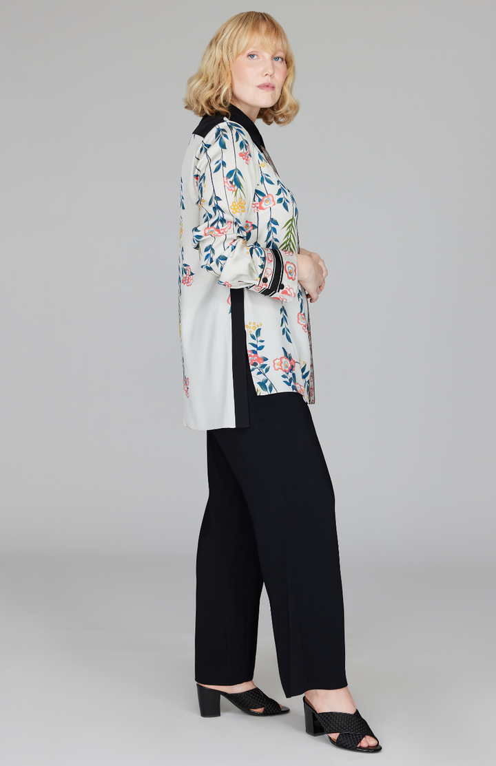 Bramble Collared Blouse w/ Relaxed Sleeve