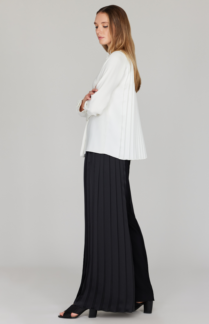 Pleat Back Collared Shirt