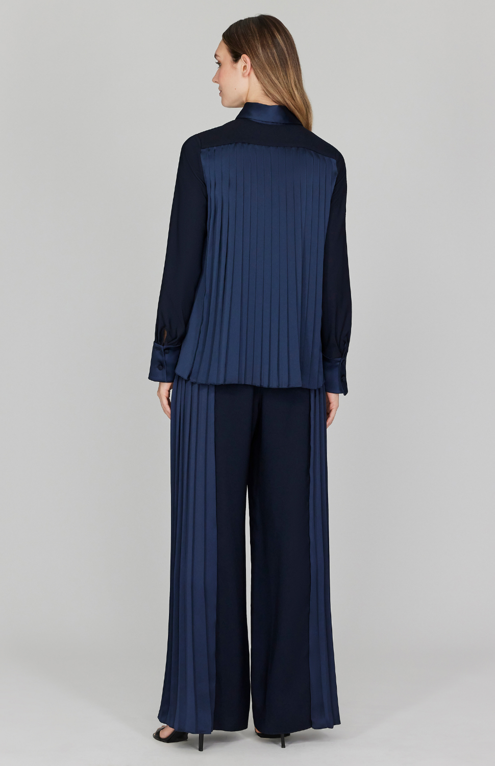 Pleat Back Collared Shirt