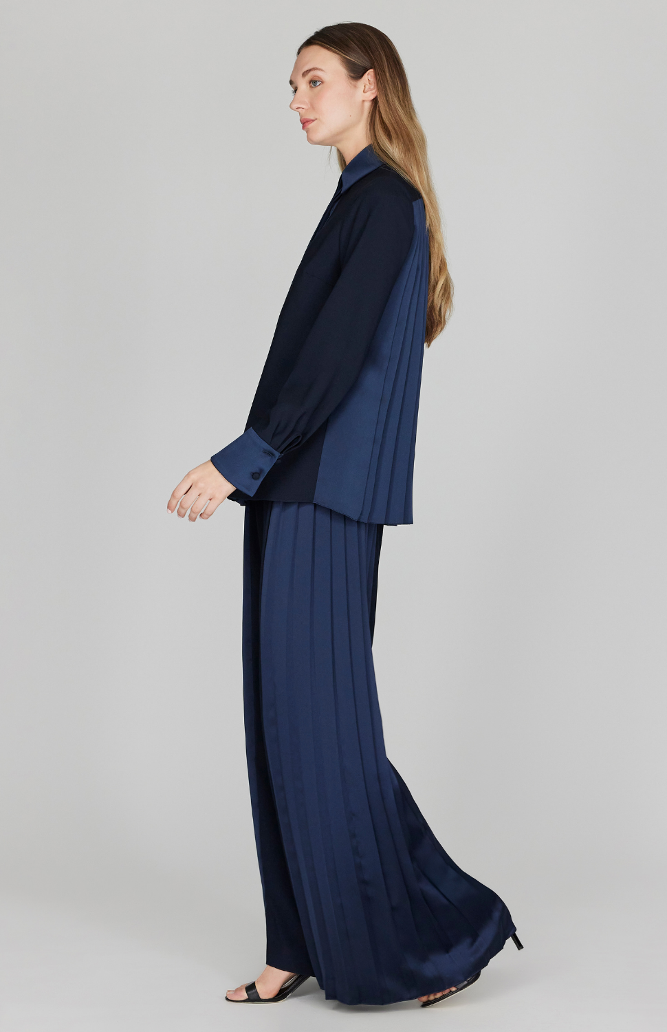 Pleat Back Collared Shirt