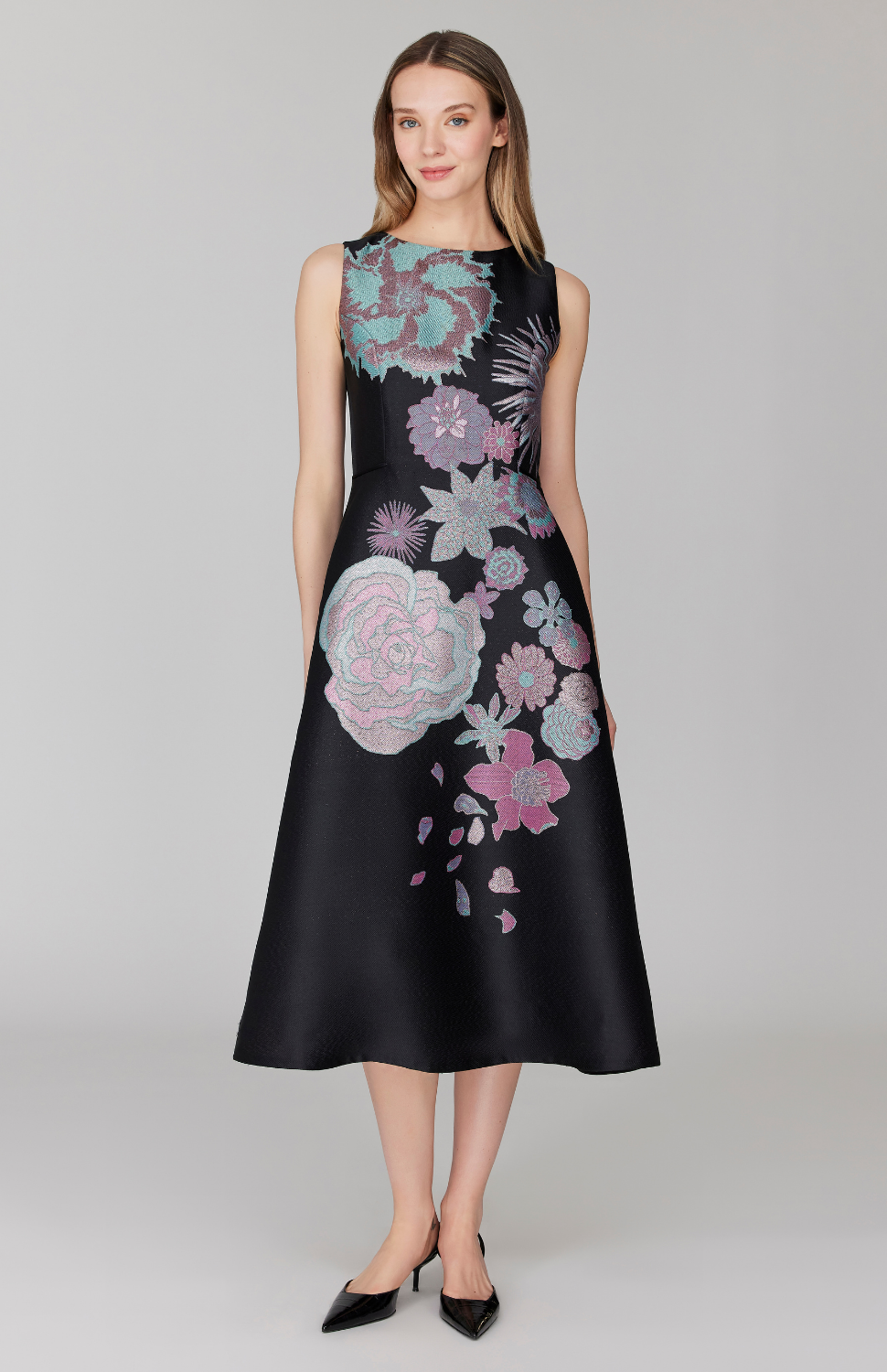 Metallic Scattered Flora Sleeveless Fit & Flare Dress 4 / Black Multi QJ Metallic Scattered Flora Sleeveless Fit & Flare Dress 4 / Black Multi QJ