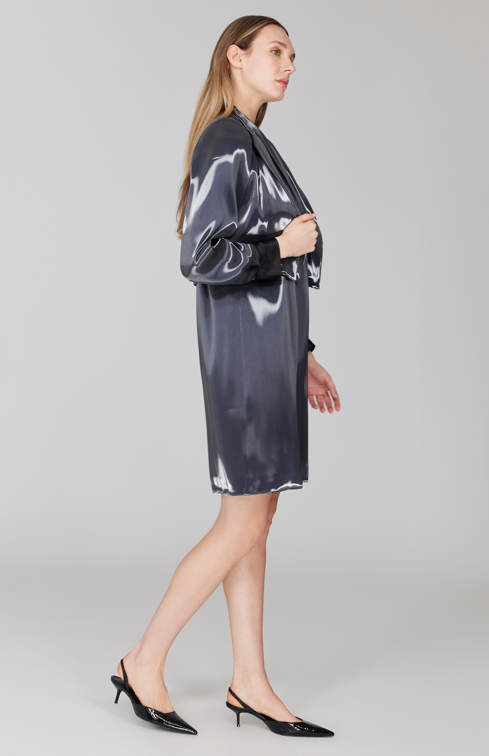 Liquid Organza Short Jacket w/ Pleated Sleeve 16 / Charcoal XN Liquid Organza Short Jacket w/ Pleated Sleeve 16 / Charcoal XN