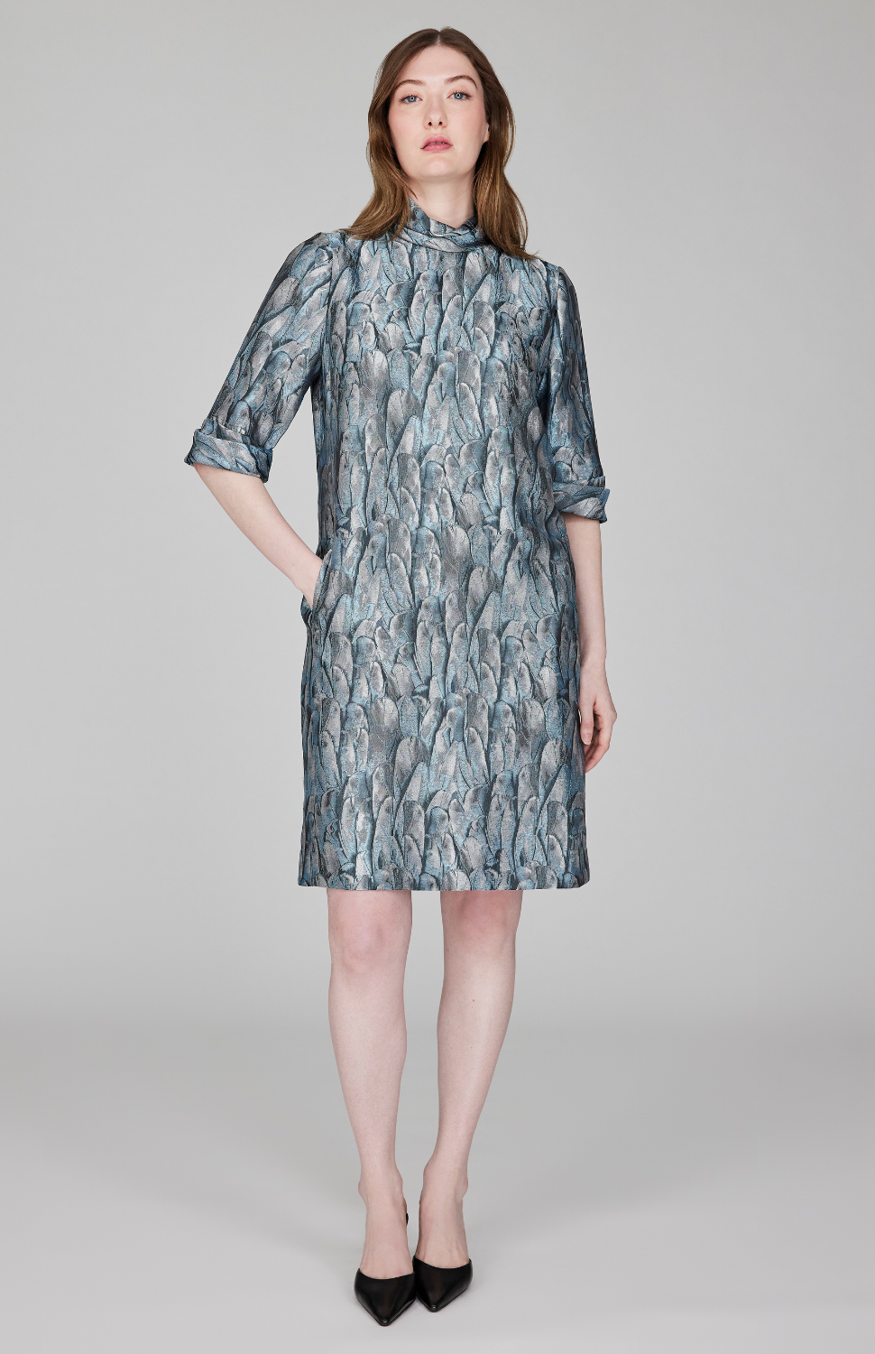 Shimmering Feather Jacquard Short Sleeve Shift Dress w/ Twist Neck &amp; Cuff