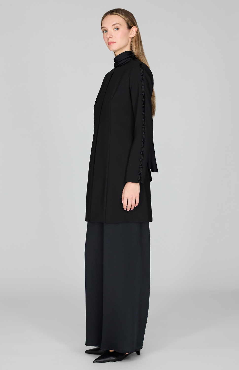 Lightweight Stretch Base Duster Jacket w/ Button Detail