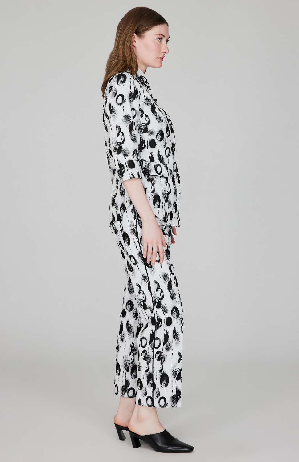 Contrast Dot Stretch Jacquard Straight Leg Pant w/ Back Zip
