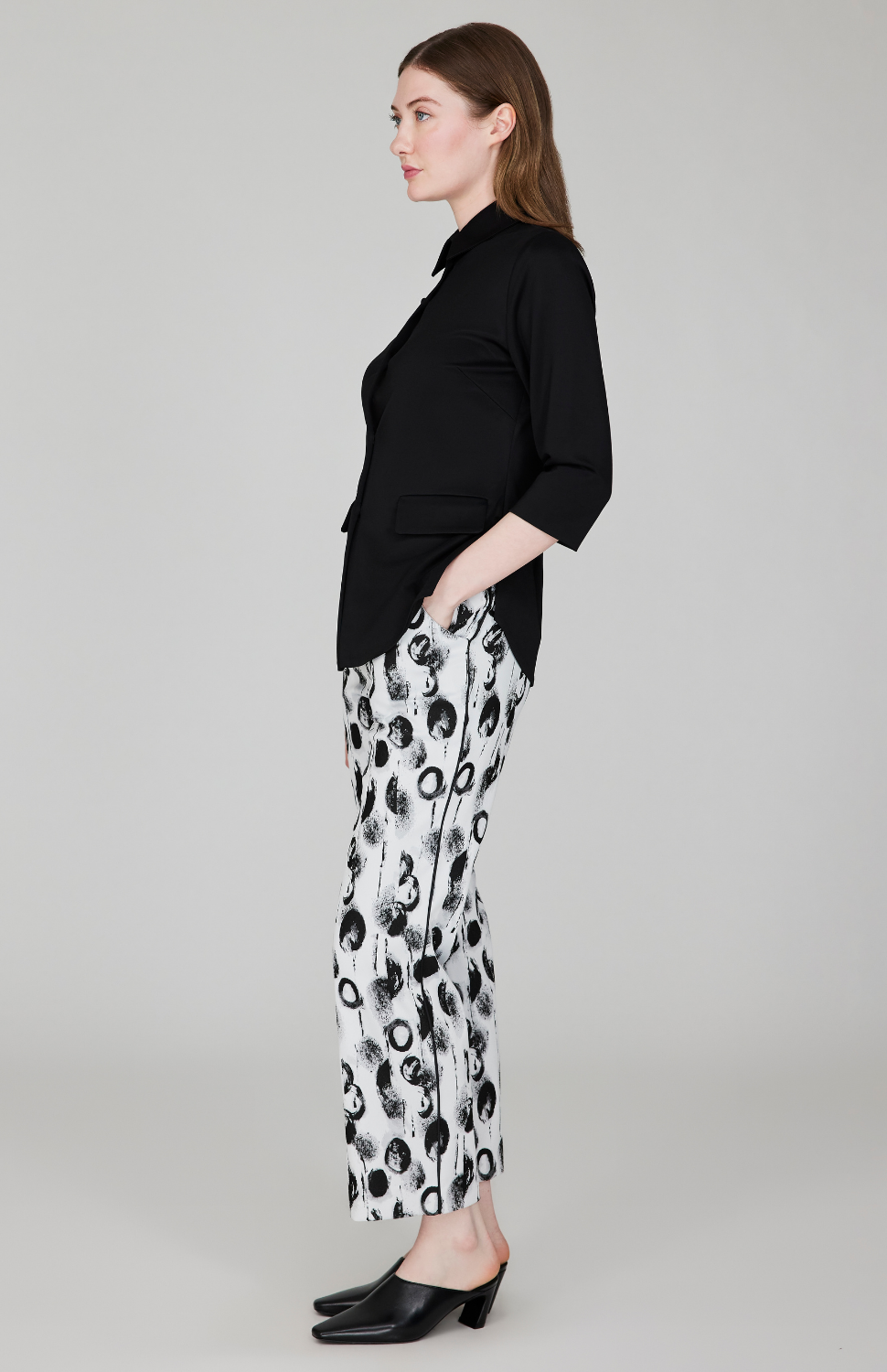 Contrast Dot Stretch Jacquard Straight Leg Pant w/ Back Zip