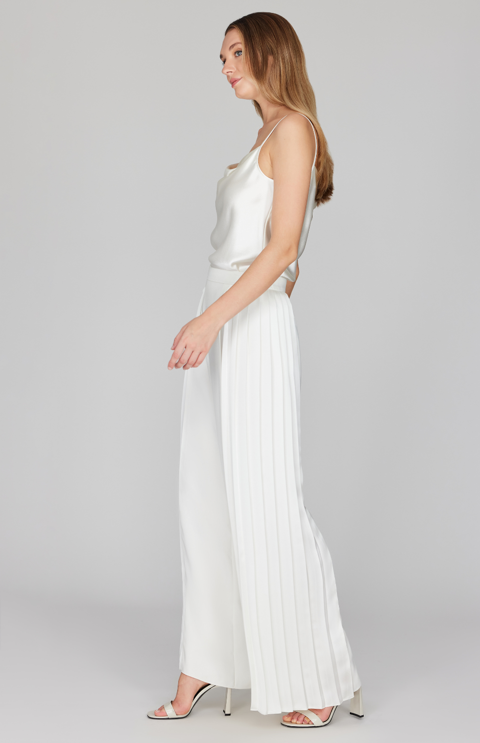 Wide Leg Pant w/ Side Pleat