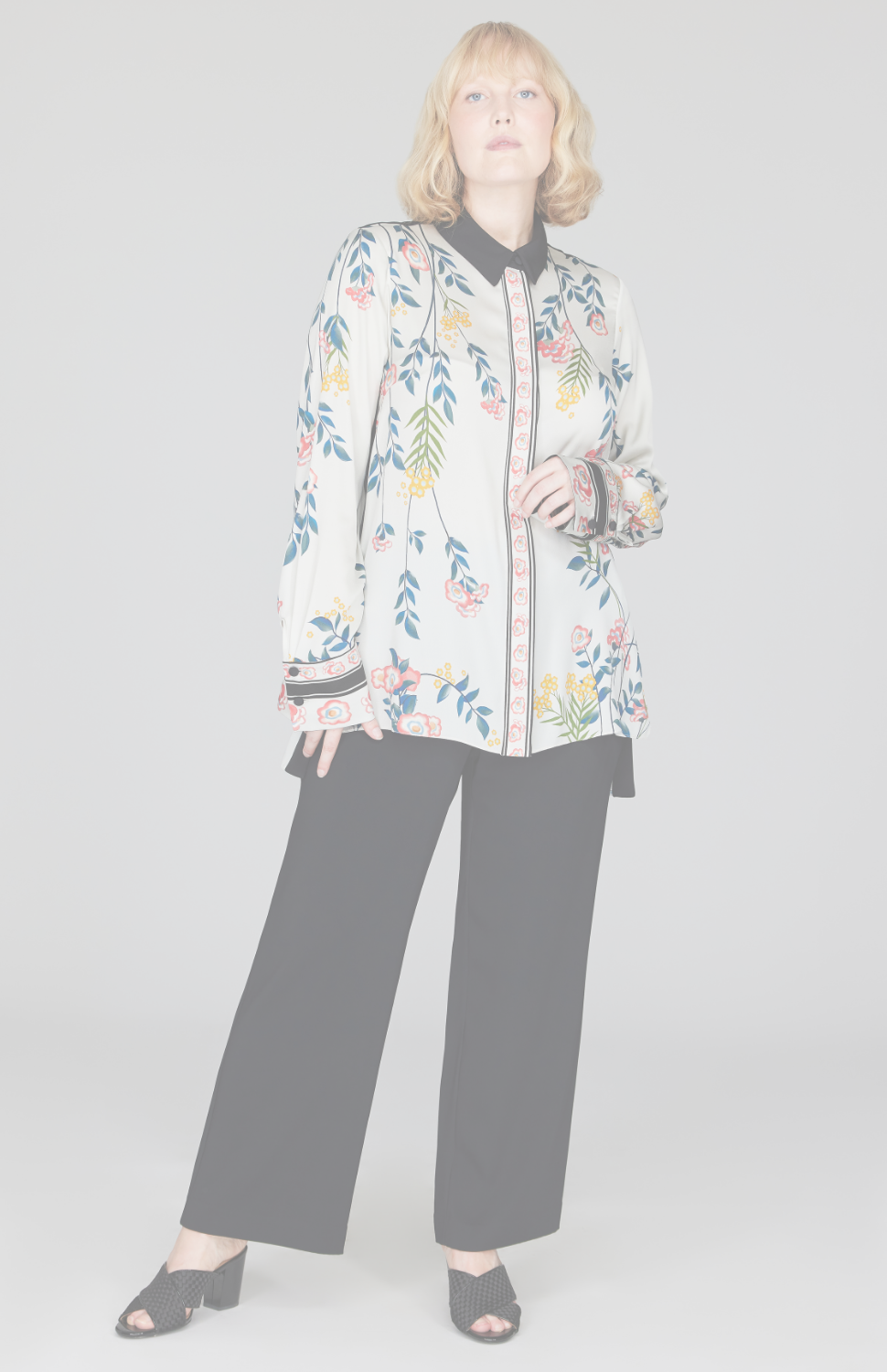 Bramble Collared Blouse w/ Relaxed Sleeve