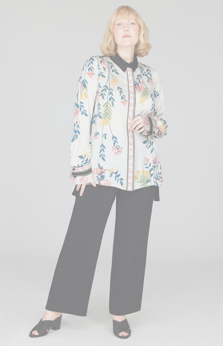 Bramble Collared Blouse w/ Relaxed Sleeve